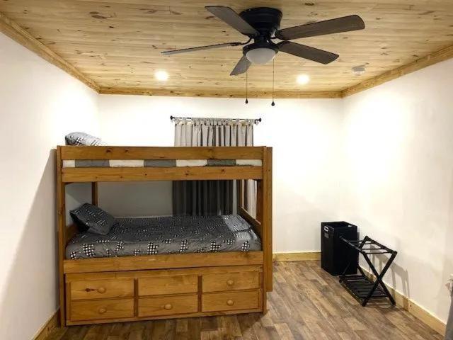 Modern Style, Arcade, Fire Pit, Pet Friendly Vila Pigeon Forge Exterior foto
