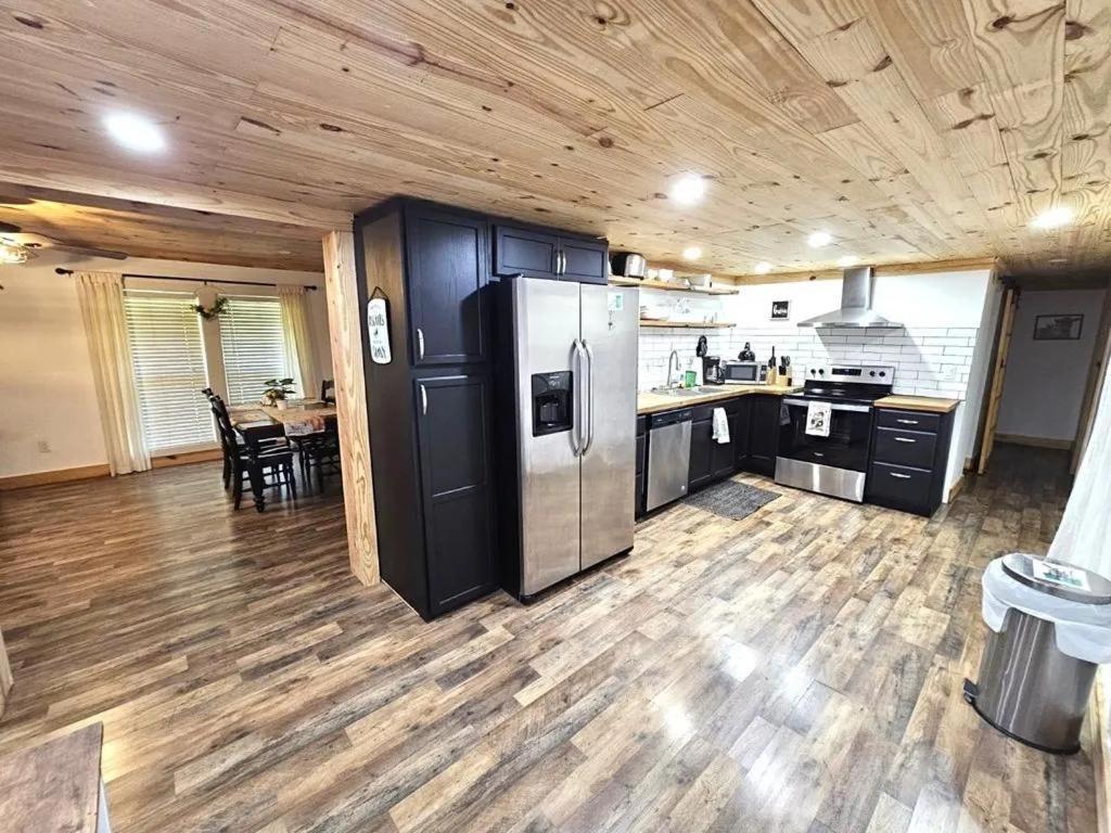 Modern Style, Arcade, Fire Pit, Pet Friendly Vila Pigeon Forge Exterior foto